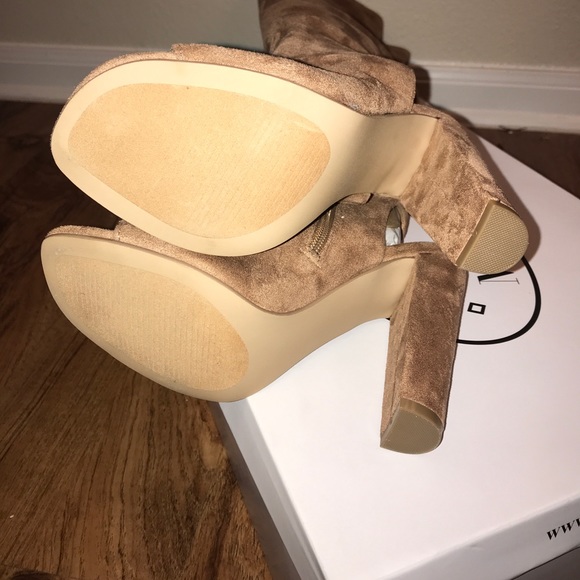✅ STILL AVAILABLE Steve Madden thigh high boots - Picture 3 of 4