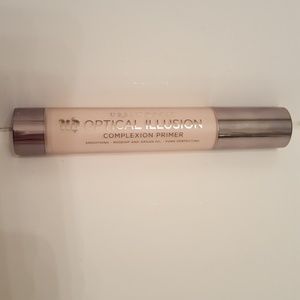 Urban Decay optical illusion primer