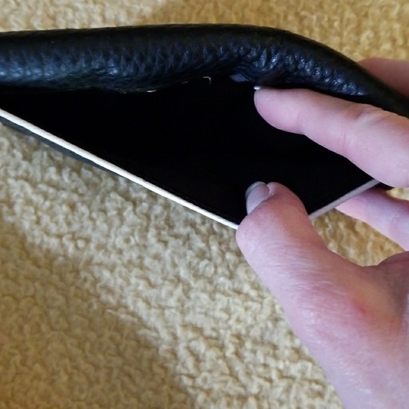 Authentic COACH wallet - Picture 3 of 7