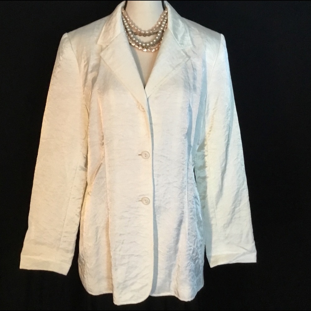 “Express” Shimmery White Blazer
