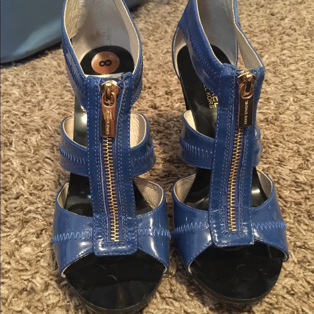 ❤️SOLD❤️Royal blue Michael Kors Berkeley