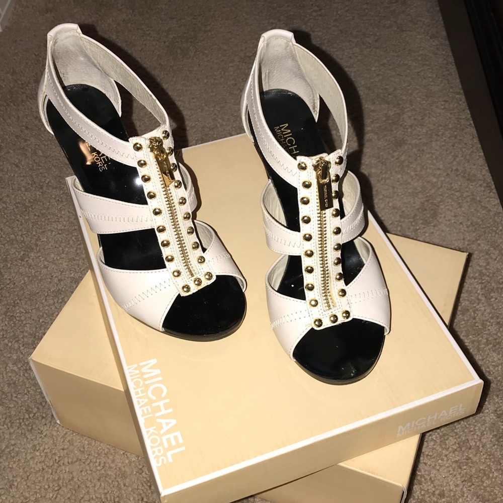 Michael Kors Berkley T-Strap Evening Sandals