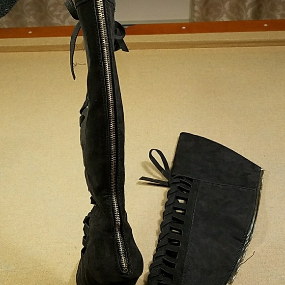 **CLOSET CLEAR OUT SALE!*Over the knee suede boots - Picture 5 of 6