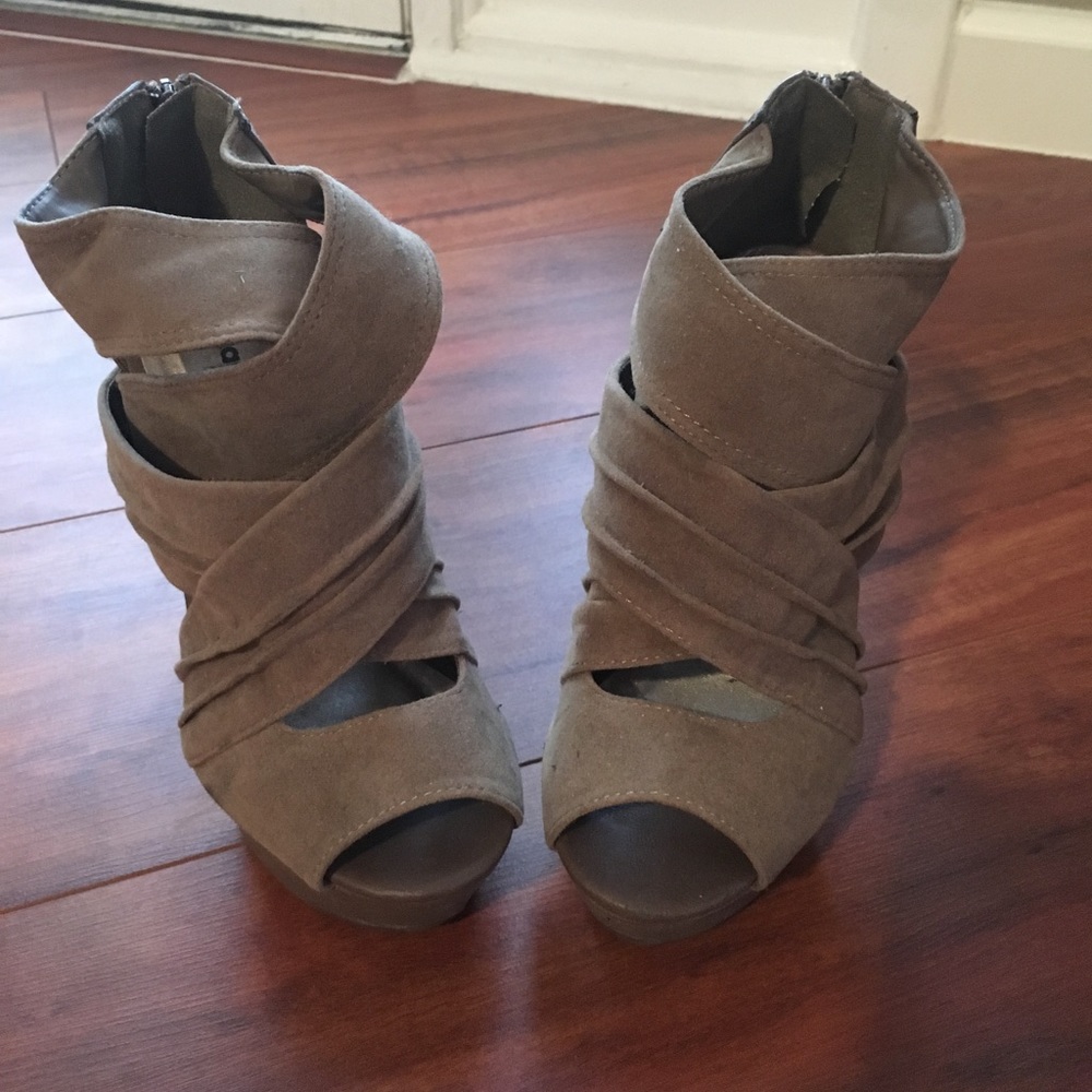 Charlotte Russe platforms