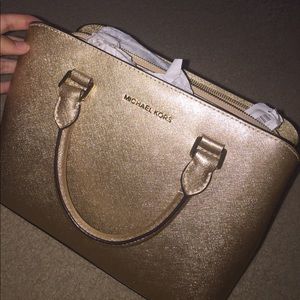 Gold Michael kors savannah satchel