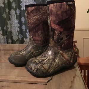 Kids’ Classic Mossy Oak Bogs