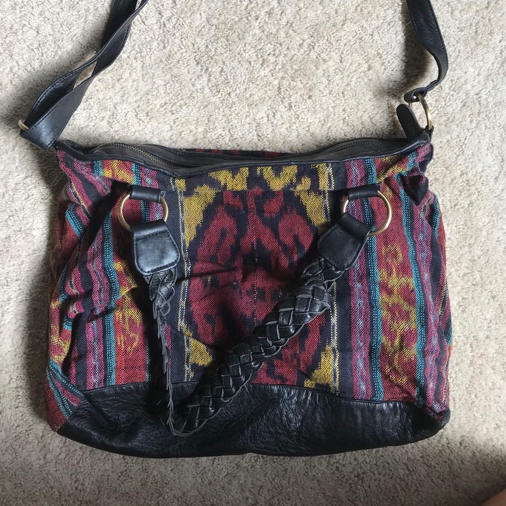 Large leather shoulder bag