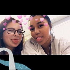 Meet your Posher, Olivia