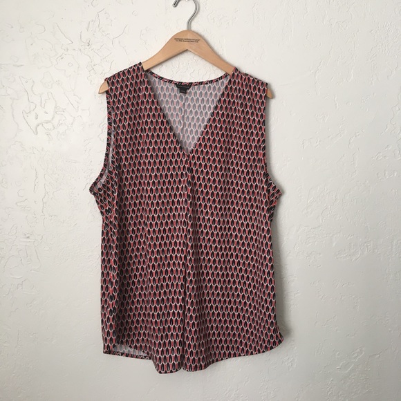 Ann Taylor sleeveless blouse - Picture 2 of 3