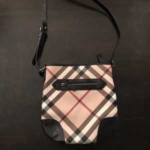Burberry Brit Messenger Cross body bad