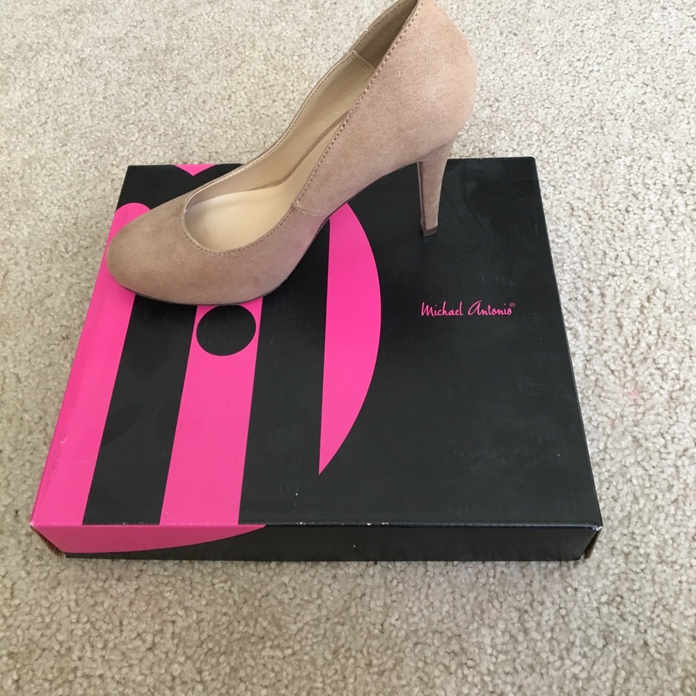 Brand New Nude Michael Antonio Lydia Sue Heels - Picture 4 of 5