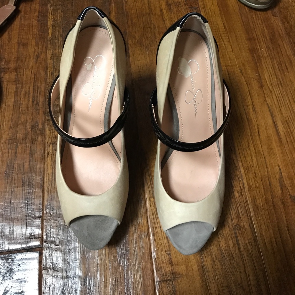 Jessica Simpson high heel