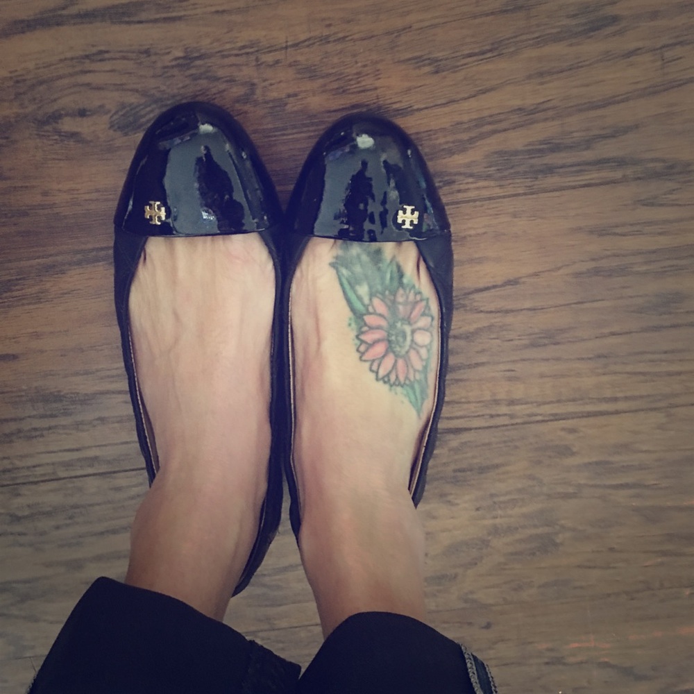 Tory Burch patent leather flats. Size 8
