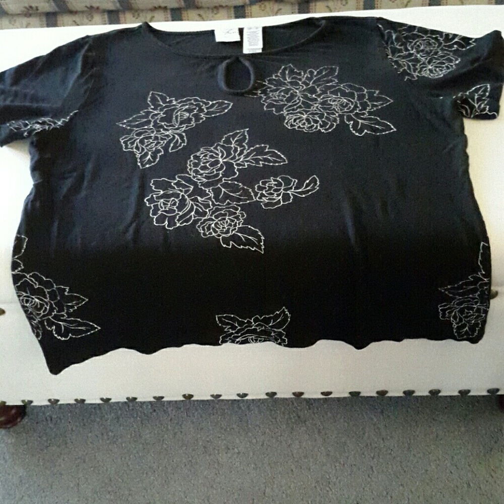 Ladies Short Sleeve Top