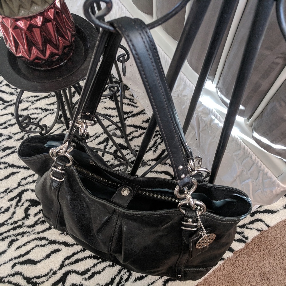 Authentic Coach Handbag - Picture 2 of 6