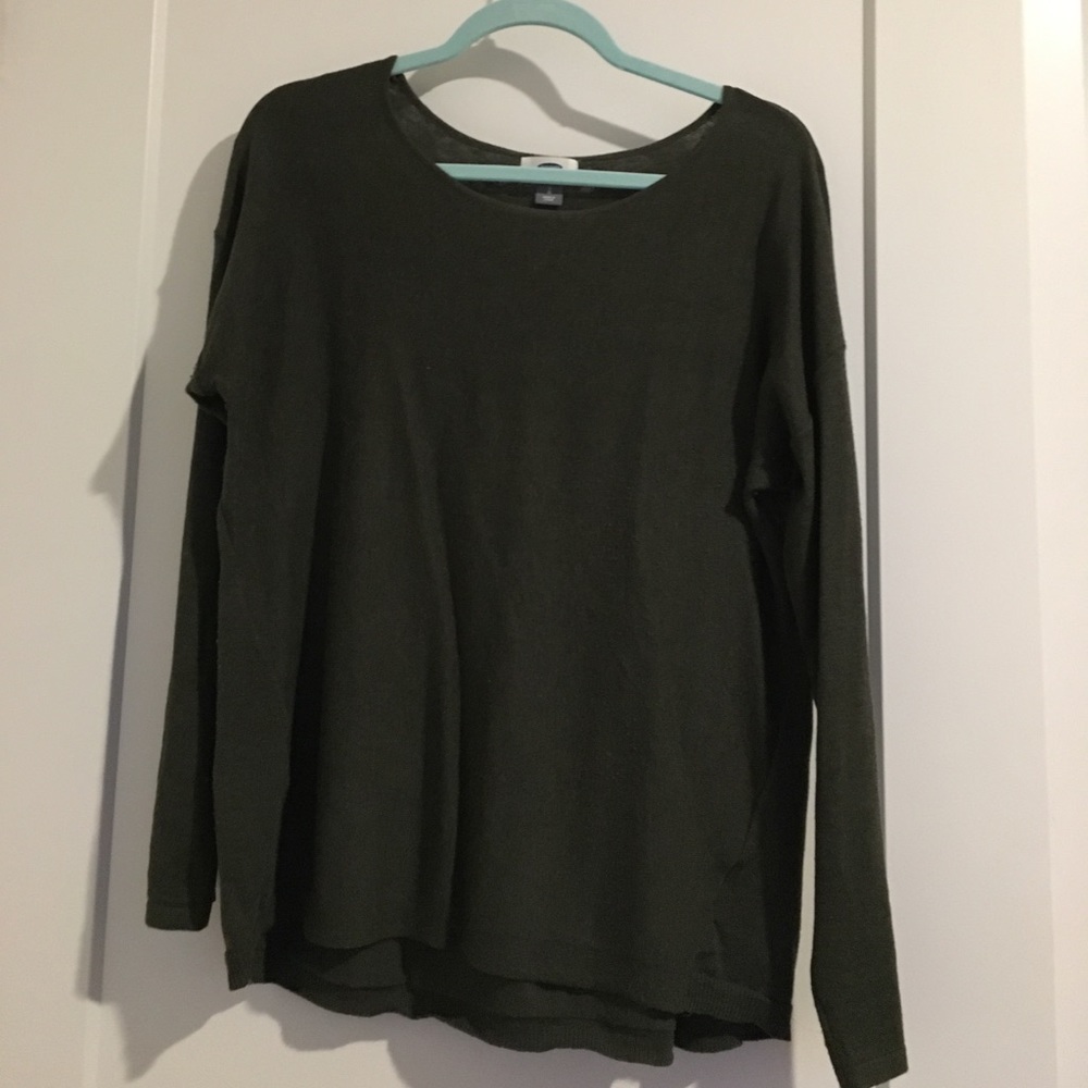 Army green lightweight sweater