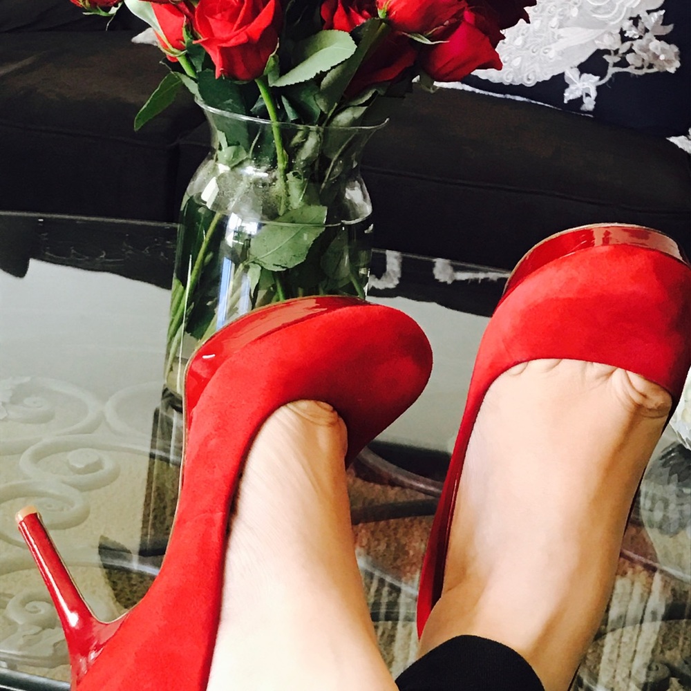 Jessica Simpson pumps 👠