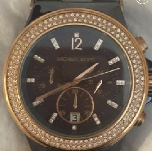 Authentic Michael Kors Chronograph Ceramic Watch - Picture 2 of 9