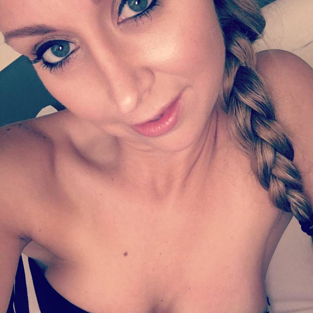 Meet your Posher, Stephanie