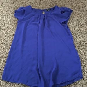 Blue tulip sleeve shirt