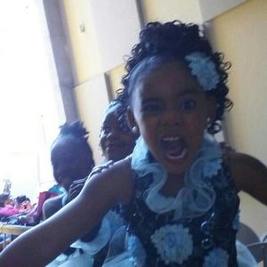 Meet your Posher, Nikki