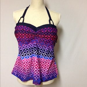 Tankini halter top purple geometric. Stunning.