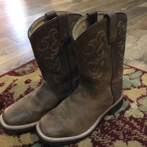 Boys brown leather cowboy boots