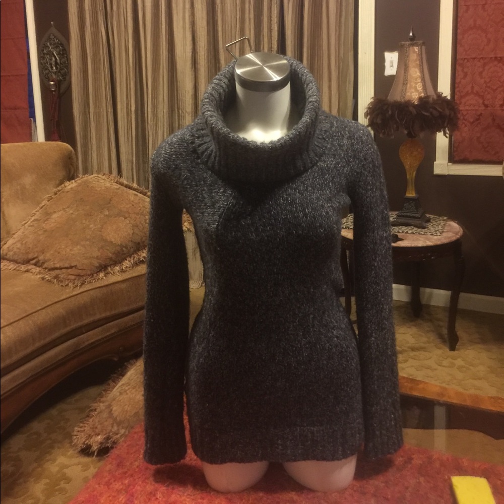 Bcbg maxazaria sweater
