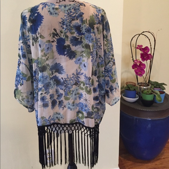 Fringed Floral Kimono - Picture 4 of 5