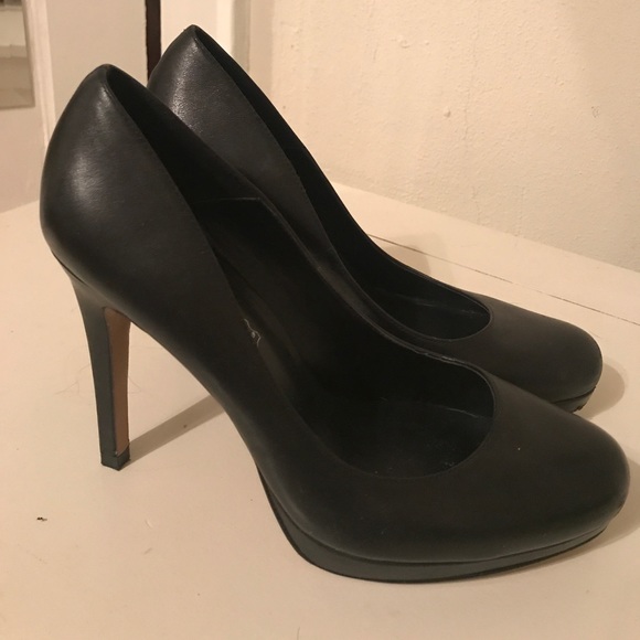 Never worn Aldo classic black leather pumps - s - Picture 1 of 7