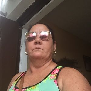 Meet your Posher, Irma