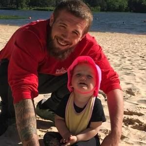 Meet your Posher, Casey