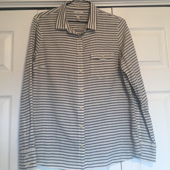J Crew Tailored Boy Shirt in suckered stripe - Picture 1 of 4