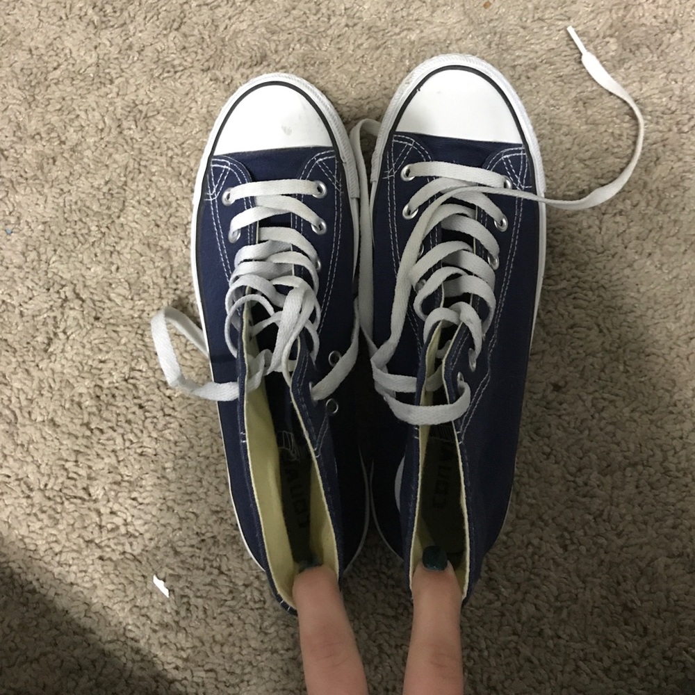 Navy Blue Converse Size 5.5 Mens