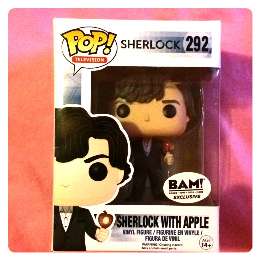 Sherlock Holmes With Apple Popfigure