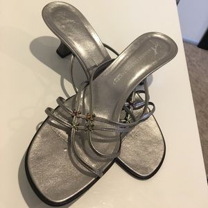 Vicini Giuseppe zanotti silver heels. Never worn.
