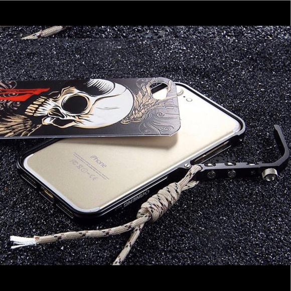 iPhone 7 Plus Unique & Trendy Metal 3D Skull Case - Picture 7 of 8