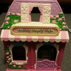 A cafe play toy for kids