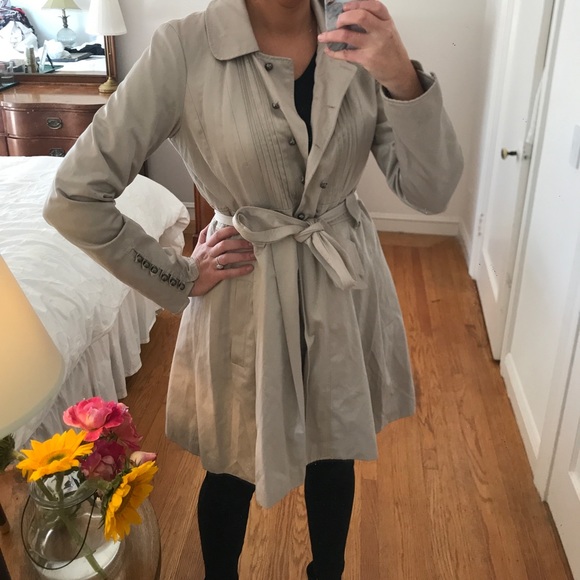 Women's Trench Coat - Picture 1 of 7