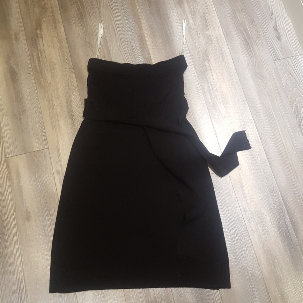 GUESS sleeveless sweater dress