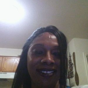 Meet your Posher, Carlos