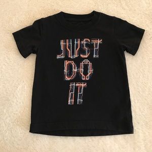 Nike T Shirt