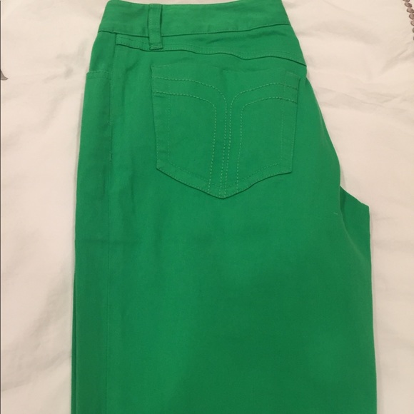 Trina Turk Green Skinny Jeans - Picture 3 of 3
