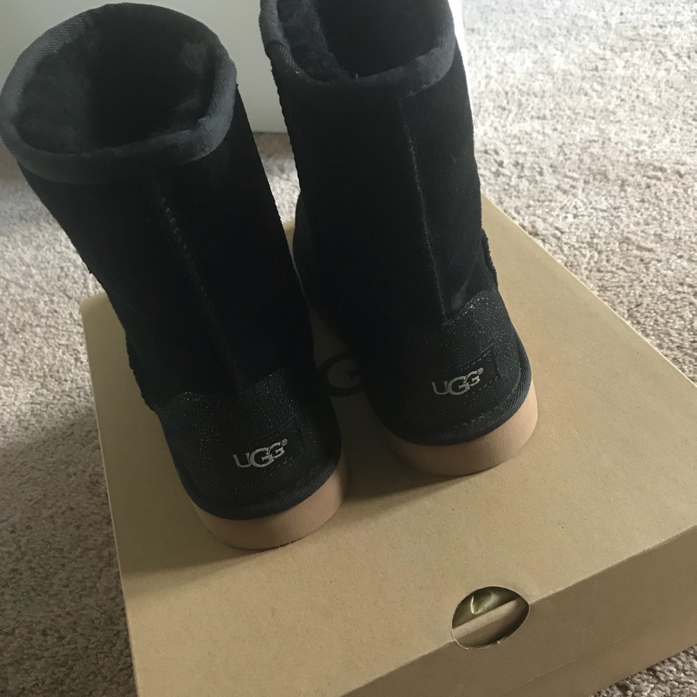 Girls Ugg boots