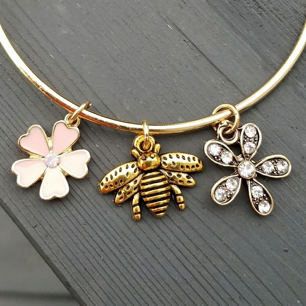 New bee bracelet, flower bracelet, pink bracelet - Picture 2 of 4