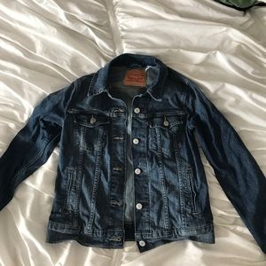 Levi’s women’s Indigo Trucker in Small