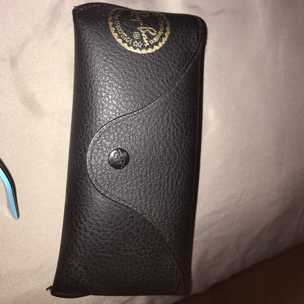 Ray Bans - Picture 3 of 4