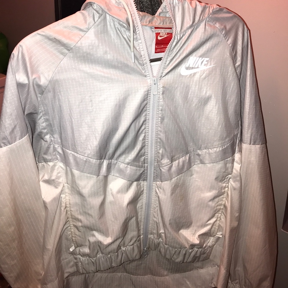 Women’s Nike Windbreaker