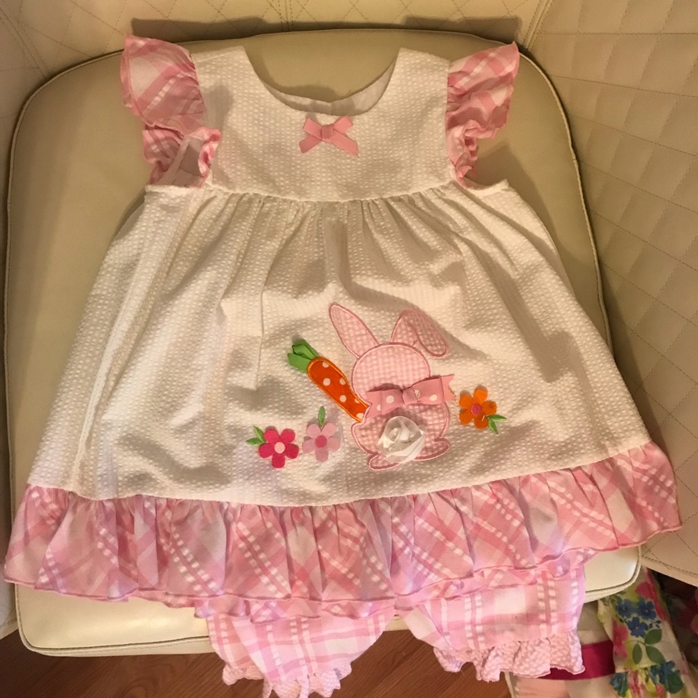 Pink and white set
