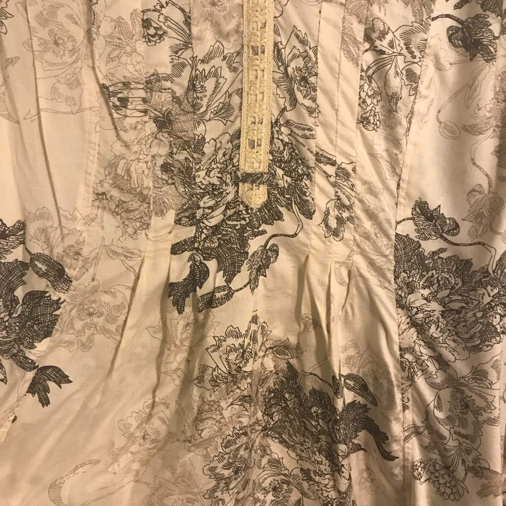 Comfy shirt for work or play - Picture 2 of 4